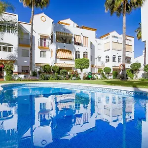 https://apartamento-en-benalmadena.1costadelsol.com